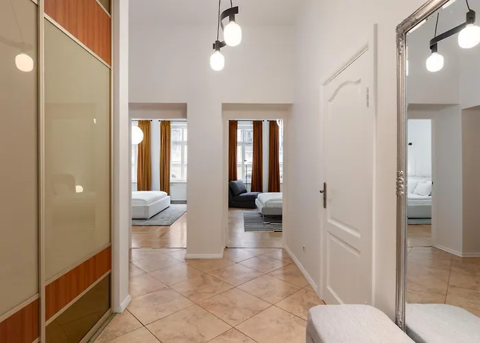 Elegant 2bd Next To Old Town *